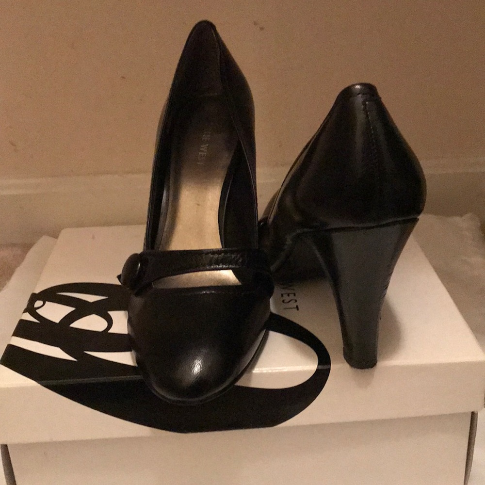 Black Leather Mary Jane Heels